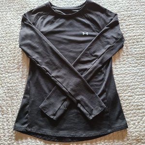 Women's Black Long-Sleeved Under Armour Top